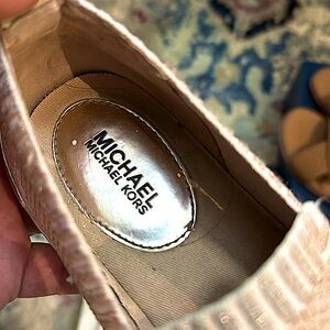 Michael kors women 6.5 ROSE GOLD